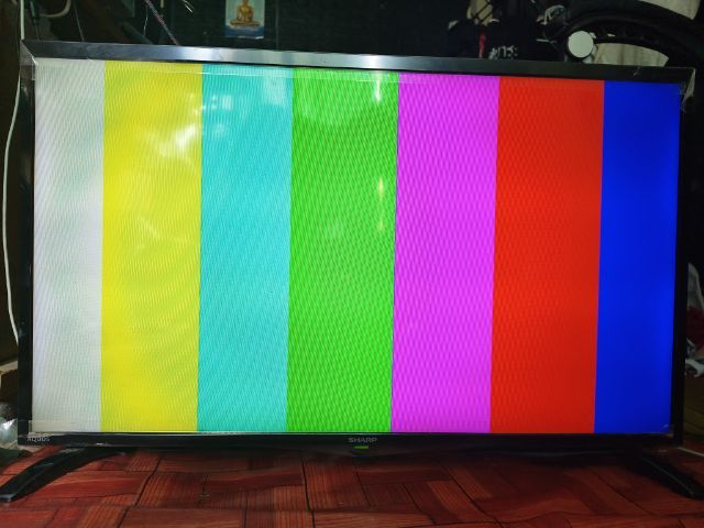 อื่นๆ ลำโพงขนาดใหญ่ TV Sharp 32 นิ้ว รุ่น LC-32LE180M (ส่งฟรี)