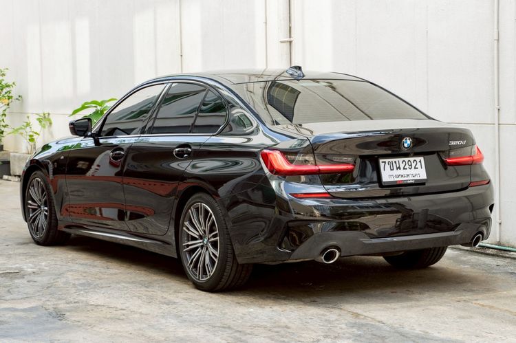 BMW Series 3 2020 320d Sedan ดีเซล ไม่ติดแก๊ส เกียร์อัตโนมัติ ดำ รูปที่ 2
