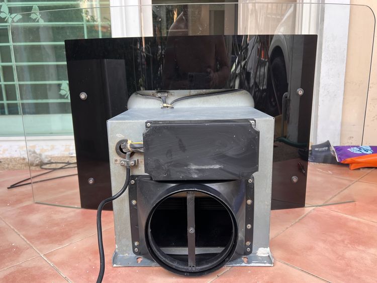 เครื่องดูดควัน กระโจมกระจกโค้ง,ปรับระดับความแรงมอเตอร์ได้ 3 ระดับ ไฟส่องสว่างแบบ LED 2 ดวงใช้ไม่ได้ รูปที่ 3