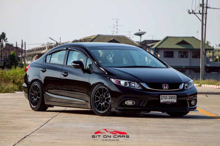 รถ Honda Civic 1.8 EL i-VTEC สี ดำ