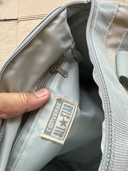 กระเป๋าสะพายทรงหมอน สีเฟดทั่งใบ รูปที่ 11