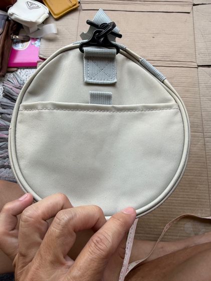 กระเป๋าสะพายทรงหมอน สีเฟดทั่งใบ รูปที่ 7