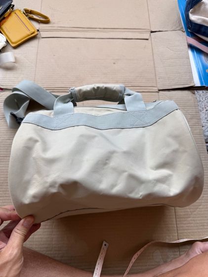 กระเป๋าสะพายทรงหมอน สีเฟดทั่งใบ รูปที่ 4