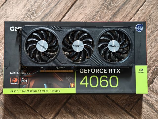Gigabyte RTX 4060 8GB 
