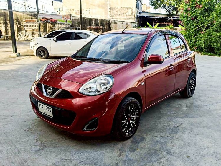 รถ Nissan March 1.2 E สี แดง