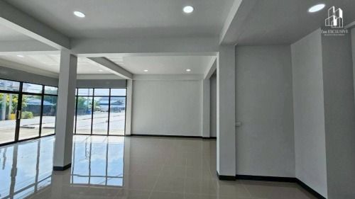 ขายอาคารพาณิชย์ หมู่บ้าน ลภาวัน 22 บางใหญ่ ราคาต่ำกว่าประเมิน เครดิตดีมีเงินเหลือ พร้อมเปิดกิจการหรือร้านอาหาร รูปที่ 2