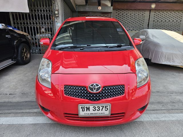 Toyota Yaris 2006 1.5 E Sedan เบนซิน ไม่ติดแก๊ส เกียร์ธรรมดา แดง รูปที่ 2