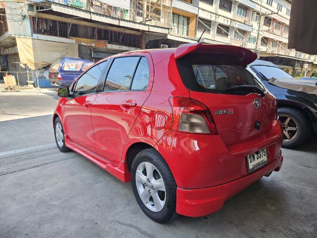 Toyota Yaris 2006 1.5 E Sedan เบนซิน ไม่ติดแก๊ส เกียร์ธรรมดา แดง รูปที่ 4