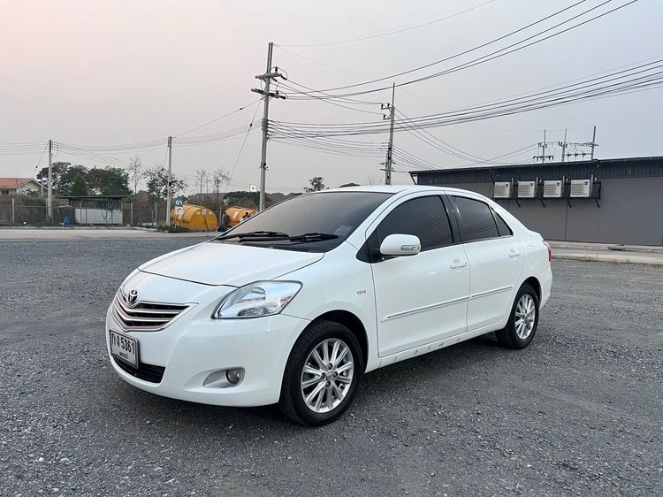 รถ Toyota Vios 1.5 G สี ขาว