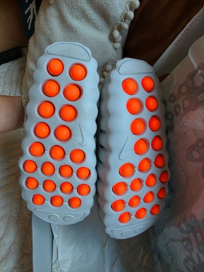 ขายรองเท้าNike Mind ตัวดัง มือหนึ่ง หิ้วมาจากญี่ปุ่นเอง ใส่นุ่มสบ่ยเท้าสุดๆ หายากแล้วตอนนี้  รูปที่ 2