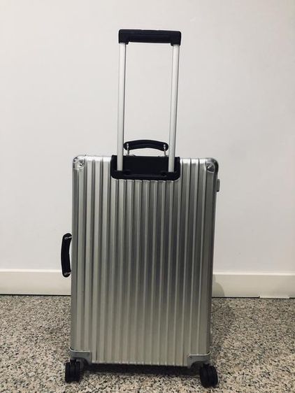 กระเป๋าเดินทางอลูมิเนียม RIMOWA  รุ่น Classic Check-In M  รูปที่ 5