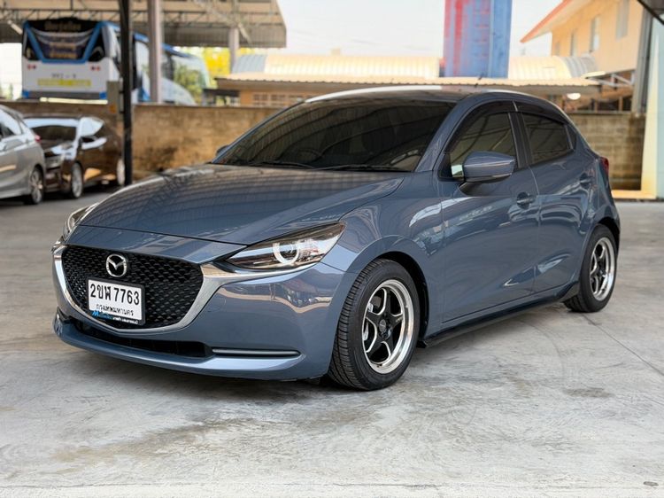รถ Mazda Mazda 2 1.3 C Sports สี เทา