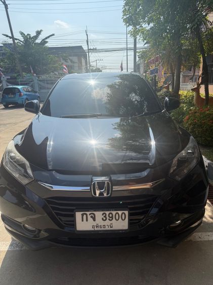 รถ Honda HR-V 1.8 E สี ดำ