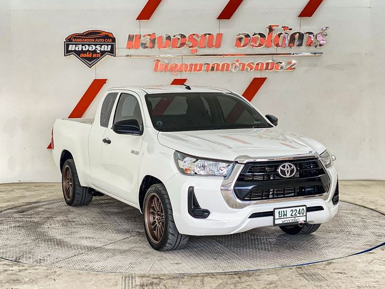Toyota Hilux Revo 2021 Smart Cab 2.4 Entry Z Edition Pickup ดีเซล ไม่ติดแก๊ส เกียร์ธรรมดา ขาว รูปที่ 3