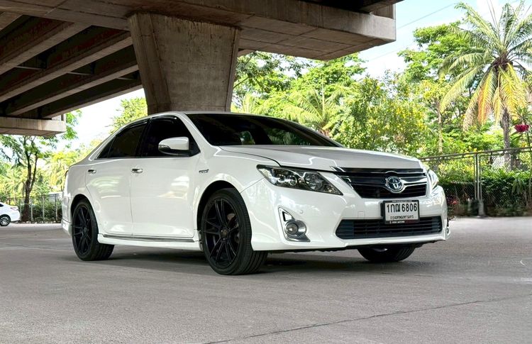 Toyota Camry 2013 2.5 HV Sedan ไฮบริด ไม่ติดแก๊ส เกียร์อัตโนมัติ ขาว รูปที่ 3