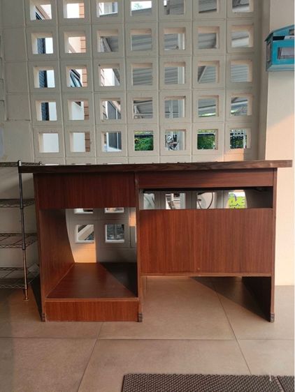 โต้ะไม้2 ตัว