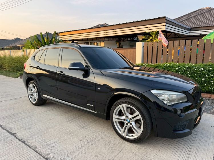 BMW X1 2015 1.5 sDrive18i mSport Utility-car เบนซิน ไม่ติดแก๊ส เกียร์อัตโนมัติ ดำ รูปที่ 2