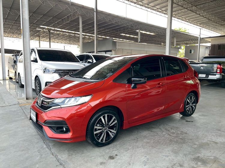 รถ Honda Jazz 1.5 RS i-VTEC สี ส้ม