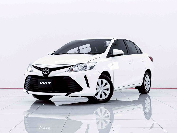 รถ Toyota Vios 1.5 Entry สี ขาว