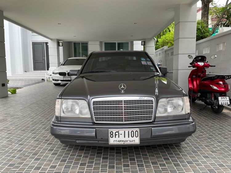 Mercedes-Benz E-Class 1995 E280 Sedan เบนซิน เกียร์อัตโนมัติ เทา รูปที่ 3