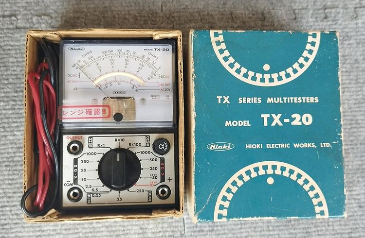 Hioki TX-20 made in Japan ซึ่งเป็นมัลติมิเตอร์แบบอนาล็อกวินเทจ