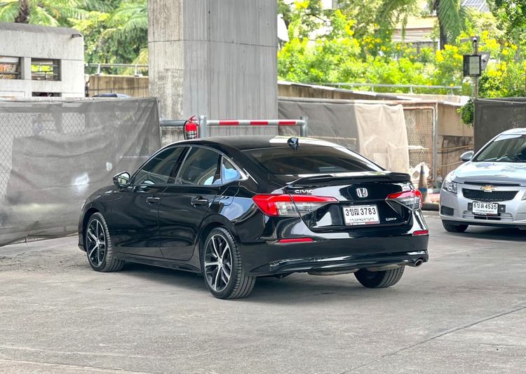 Honda Civic 2022 2.0 eHEV RS Sedan ไฮบริด ไม่ติดแก๊ส เกียร์อัตโนมัติ ดำ รูปที่ 4
