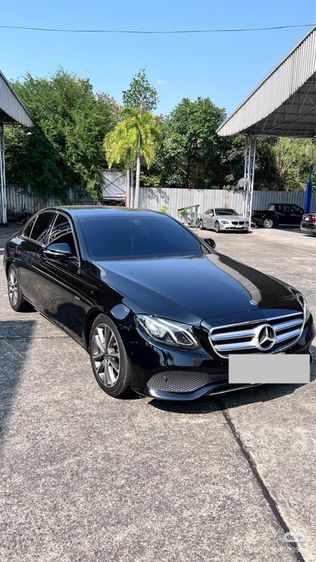 รถ Mercedes-Benz E-Class E350 สี ดำ