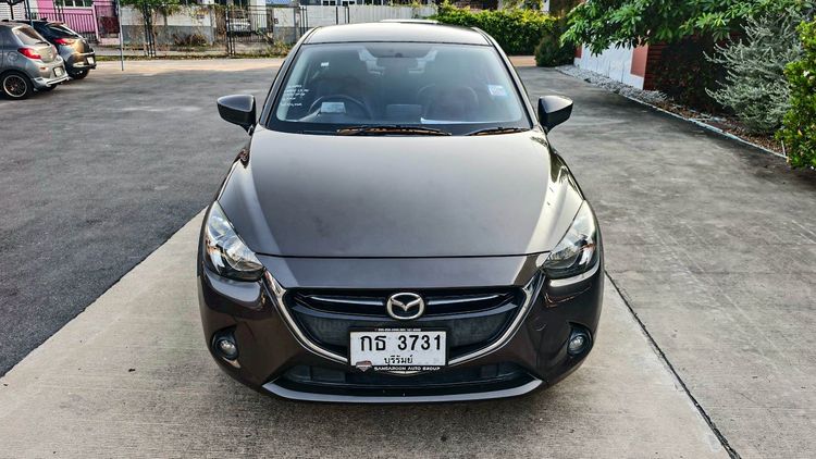 Mazda Mazda 2 2015 1.3 High Connect Sedan เบนซิน ไม่ติดแก๊ส เกียร์อัตโนมัติ ดำ รูปที่ 2