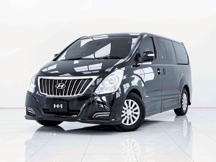 Hyundai H-1  2018 2.5 Deluxe Utility-car ดีเซล ไม่ติดแก๊ส เกียร์อัตโนมัติ ดำ