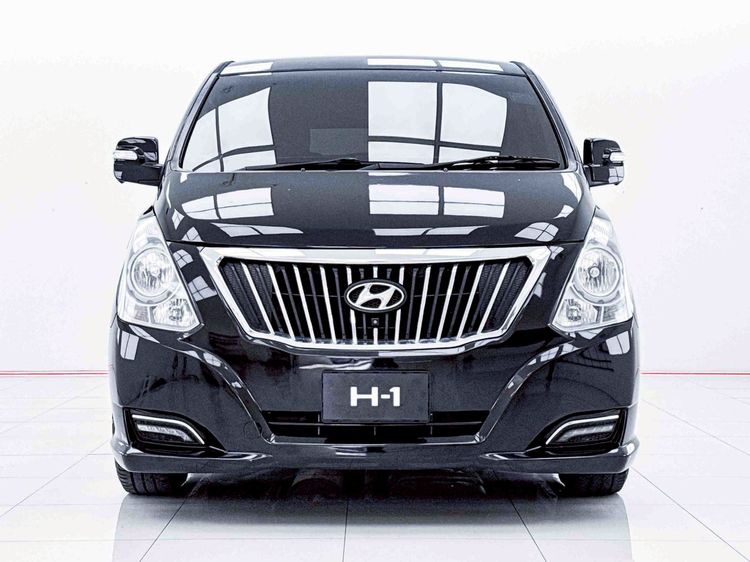 Hyundai H-1  2018 2.5 Deluxe Utility-car ดีเซล ไม่ติดแก๊ส เกียร์อัตโนมัติ ดำ รูปที่ 3