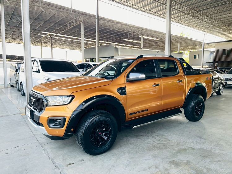 รถ Ford Ranger 2.0 Bi-Turbo 4WD Wildtrak สี ส้ม