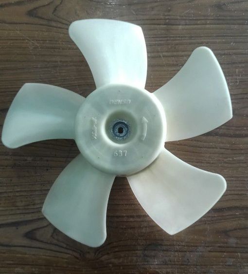 ใบพัดลมรถ ฝั่งคนนั่ง Honda Amaze 2013