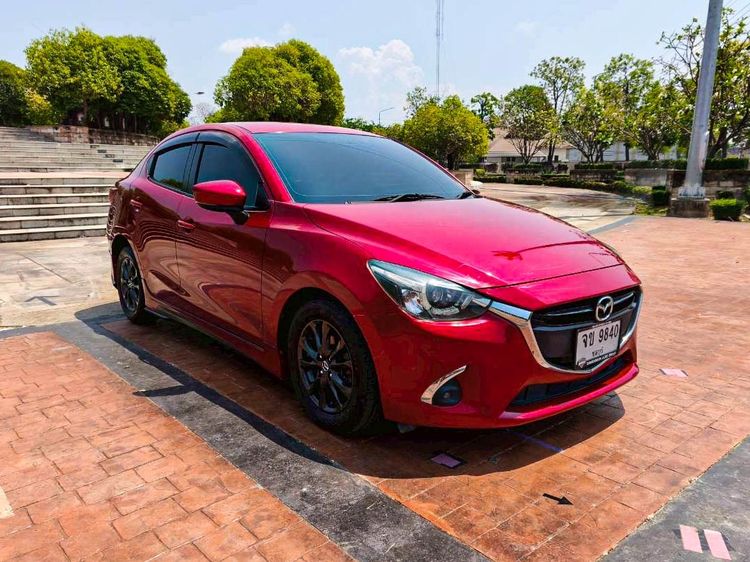 Mazda Mazda 2 2018 1.3 High Connect Sedan เบนซิน ไม่ติดแก๊ส เกียร์อัตโนมัติ แดง รูปที่ 3