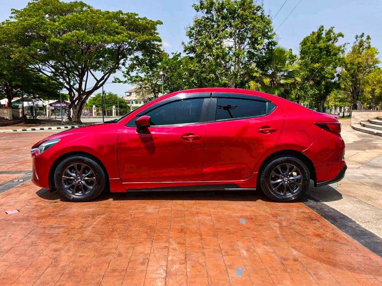 Mazda Mazda 2 2018 1.3 High Connect Sedan เบนซิน ไม่ติดแก๊ส เกียร์อัตโนมัติ แดง รูปที่ 4