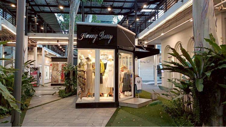 ปล่อยเซ้งร้านชุดออกงาน CDC เลียบด่วน (เปิดมา 12 ปี ฐานลูกค้าแน่น) รูปที่ 2