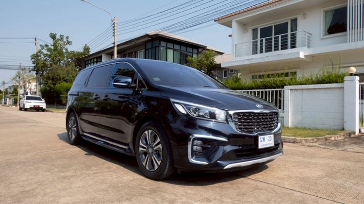รถ Kia Grand Carnival 2.2 SXL สี ดำ