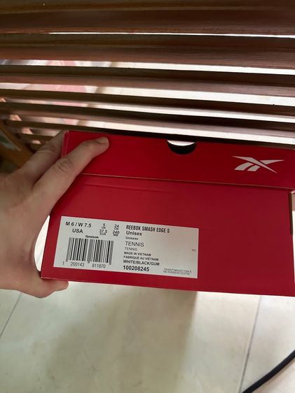 รองเท้า Reebok สีครีมขาว Size UK 5 รูปที่ 6