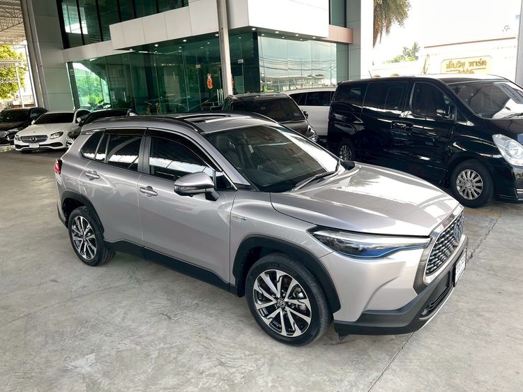 Toyota Corolla Cross 2022 1.8 Hybrid Premium Safety Sedan ไฮบริด ไม่ติดแก๊ส เกียร์อัตโนมัติ เทา รูปที่ 3
