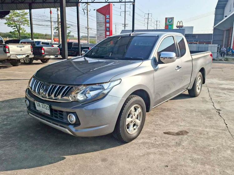 รถ Mitsubishi Triton 2.5 GLX สี บรอนซ์เงิน