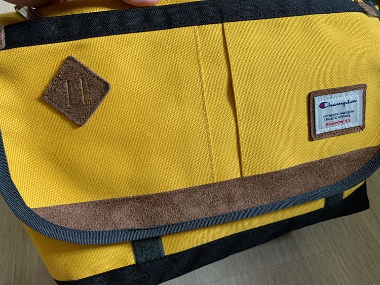 กระเป๋าสะพายข้างยี่ห้อ Champion Shoulder Bag 2 way- Yellow ซื้อจากญี่ปุ่น รูปที่ 5