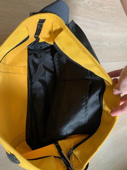 กระเป๋าสะพายข้างยี่ห้อ Champion Shoulder Bag 2 way- Yellow ซื้อจากญี่ปุ่น รูปที่ 8