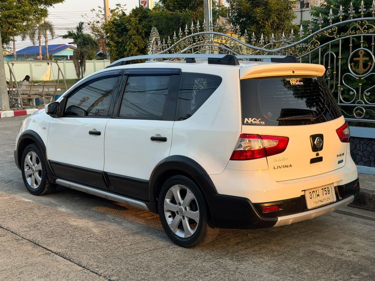 Nissan Livina 2014 1.6 V Utility-car เบนซิน ไม่ติดแก๊ส เกียร์อัตโนมัติ ขาว รูปที่ 4