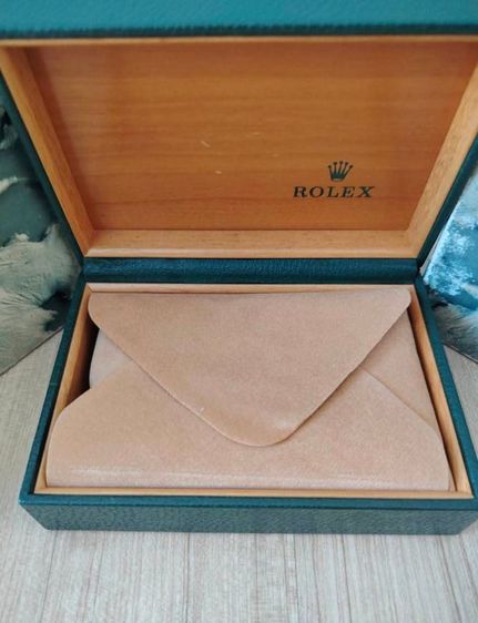 กล่อง Rolex แท้ 2ใบ ( lady , vintage) รูปที่ 7