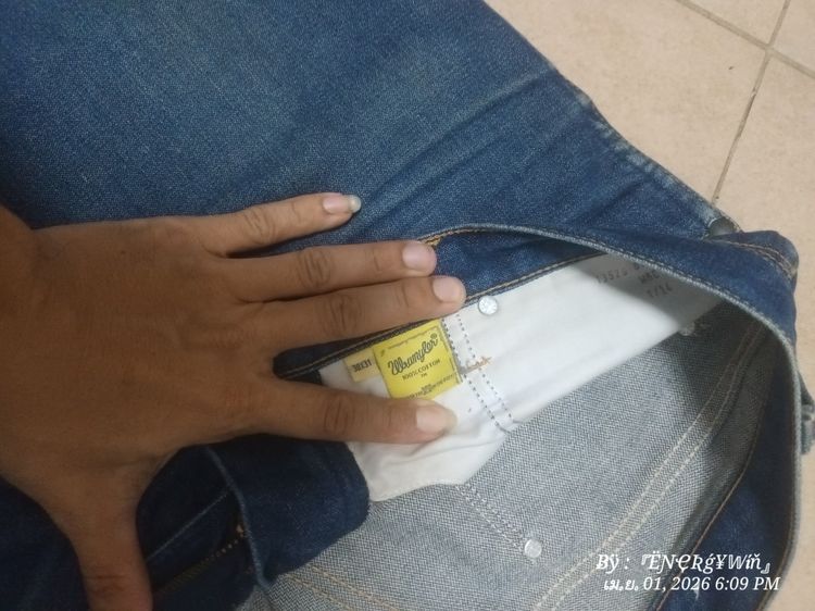 กางเกงยีนส์ wrangler แท้ ขาม้า เอว31-32 รูปที่ 2