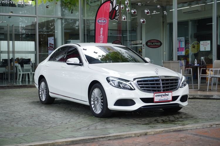 รถ Mercedes-Benz C-Class C200 สี ขาว