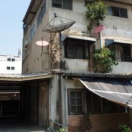 ขายที่ดิน ดินแดง-ห้วยขวาง(พร้อมสิ่งปลูกสร้าง) 97 ตร.วา รูปที่ 4