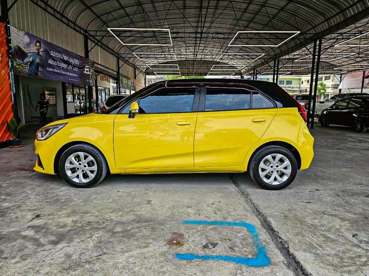 MG MG3 2021 1.5 D Sedan เบนซิน ไม่ติดแก๊ส เกียร์อัตโนมัติ เหลือง รูปที่ 4