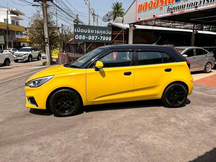 MG MG3 2019 1.5 X Sedan เบนซิน ไม่ติดแก๊ส เกียร์อัตโนมัติ เหลือง รูปที่ 4