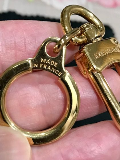 Louis Vuitton แท้ ตัวต่อสายกระเป๋า รูปที่ 10