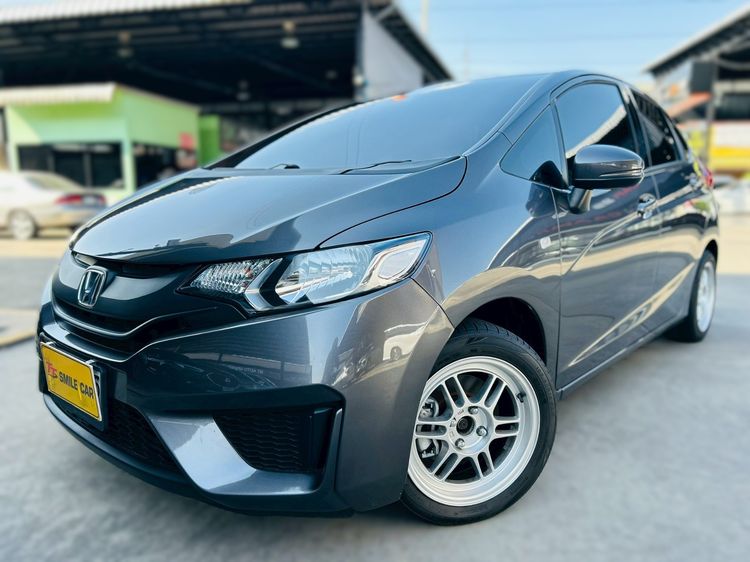 Honda Jazz 2014 1.5 S i-VTEC Sedan เบนซิน ไม่ติดแก๊ส เกียร์อัตโนมัติ เทา รูปที่ 2